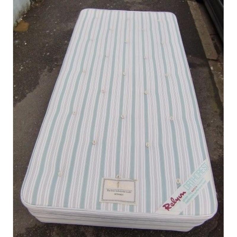 SINGLE DIVAN LOW BED BASE AND MATTRESS