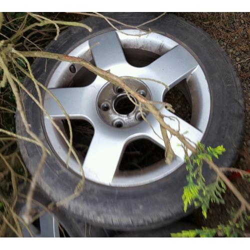 Audi 16 inch alloys 5 x with tyres