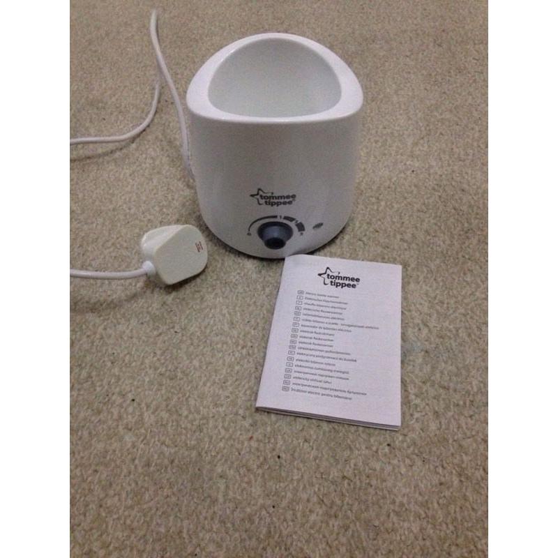 Tommee Tippee travel warmer.