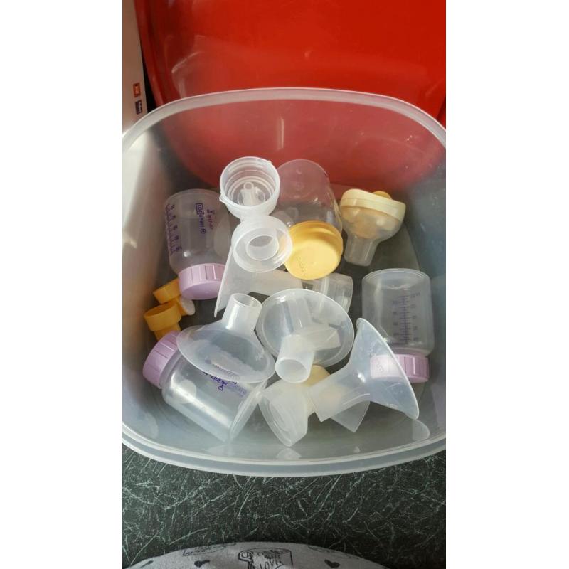 Medela Swing Electric Pump and Accessories