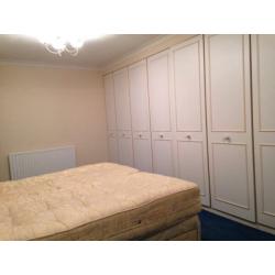MASSIVE DOUBLE ROOM IN KENTON "ALL INCLUSIVE"!!!