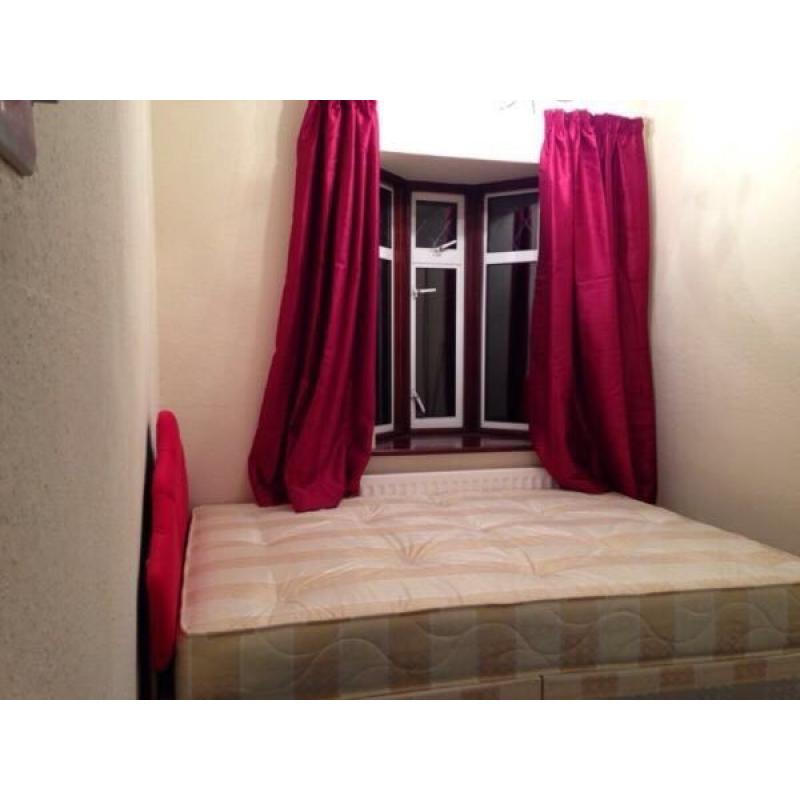 MASSIVE DOUBLE ROOM IN KENTON "ALL INCLUSIVE"!!!