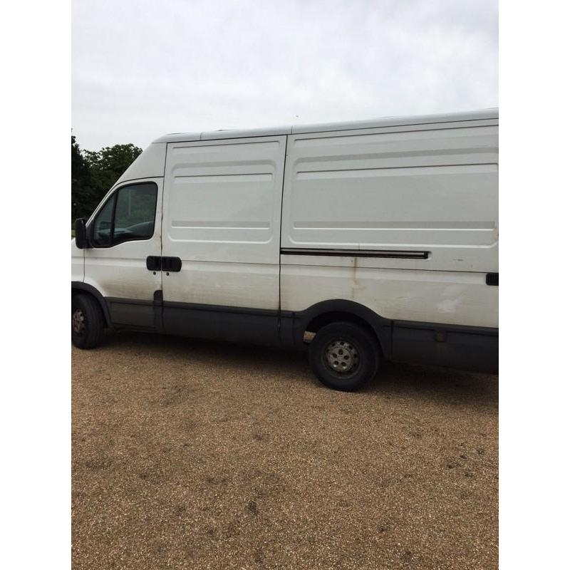 Iveco daily 35s12hpi mwb 2004 54 reg