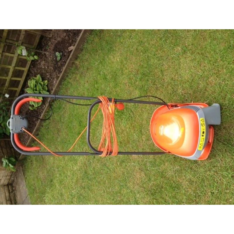 Flymo Mow n Vac - Lawn Trimmer Model - HV2800