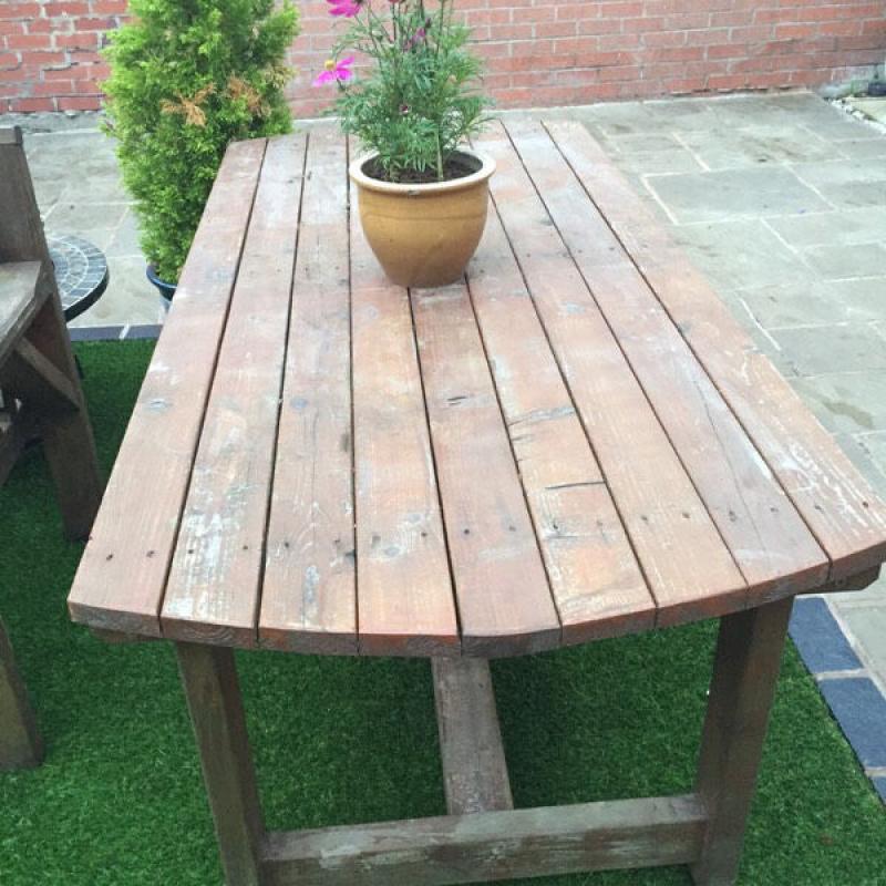 Garden table and 4 chairs