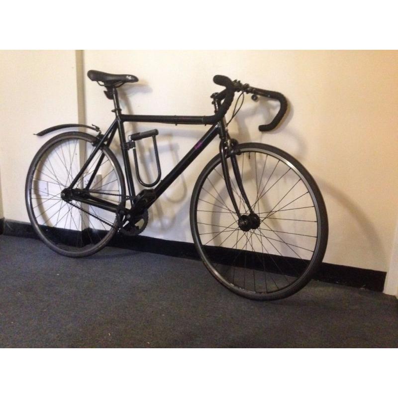 FUJI CLASSIC TRACK SINGLE SPEED ROAD BIKE FIXIE WITH DLOCK PUNCHER PROOF TYRES MUST SEE BARGAIN