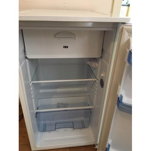 Fridge freezer