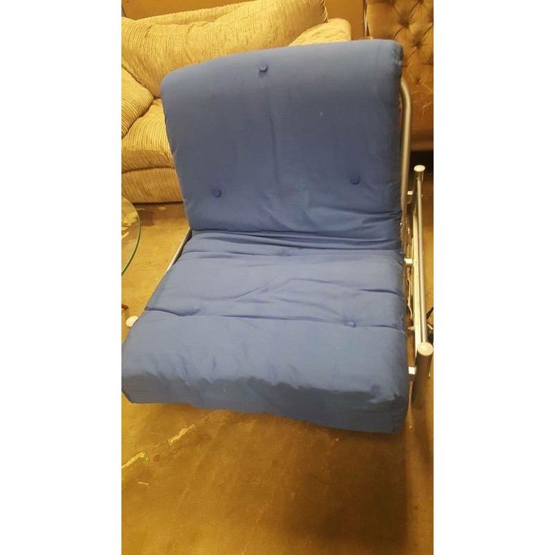 Metal frame folding bed
