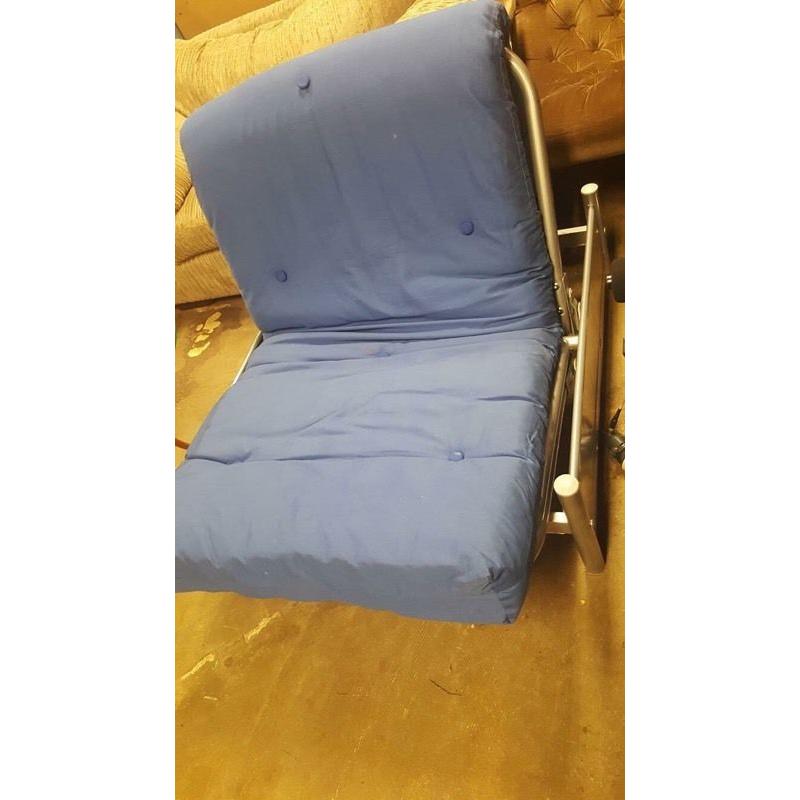 Metal frame folding bed