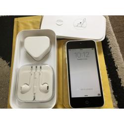 iPhone 5C 16GB WHITE ( EE, ORANGE, T. MOBILE AND VIRGIN)
