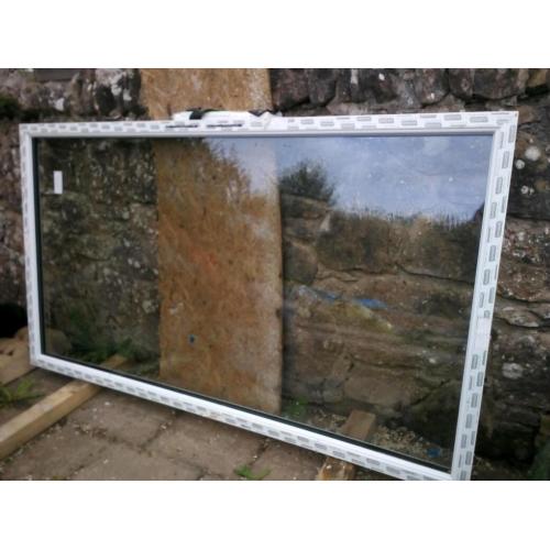 FIXED DOUBLE GLAZED WINDOW