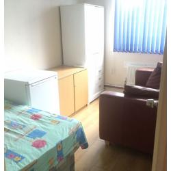 Cozy Double room in Mitcham