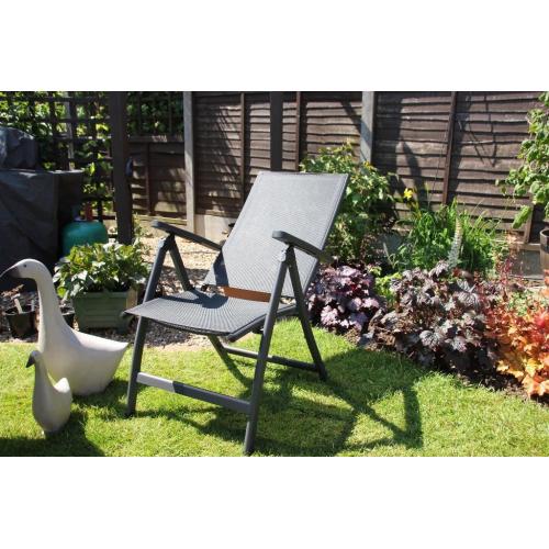 Garden Table, 4 chairs and umbrella