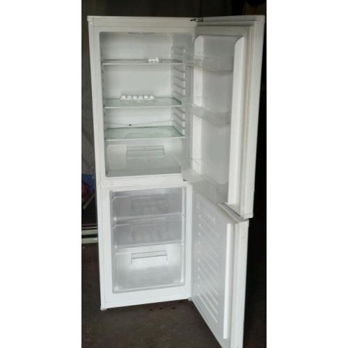 Fridge freezer white cheap fully working fridgefreezer