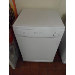 "Currys"Free standing Dishwasher.. For sale...Can be delivered...