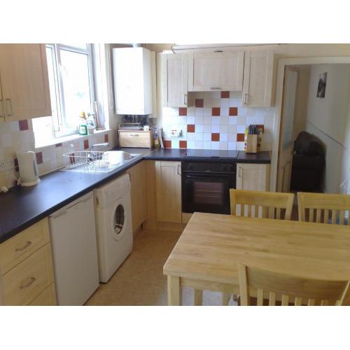 House to let in Cathays, Cardiff