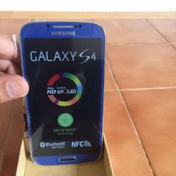 Samsung Galaxy S4 brand new !! Unlocked 4G ready blue colour