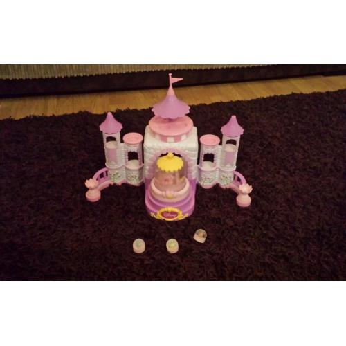 Disney Princess glitzi globe snow castle girls play toy