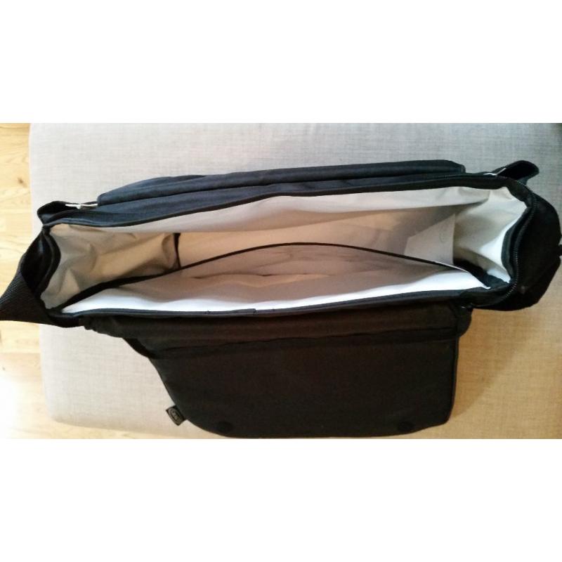 Graco Baby Changing Bag