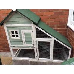 Rabbit/Guinea Pig Hutch/Chicken House