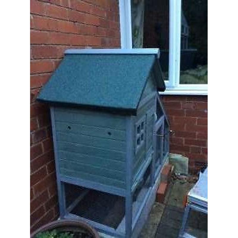 Rabbit/Guinea Pig Hutch/Chicken House