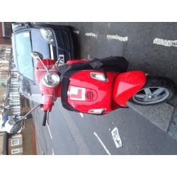 Vespa LX 125