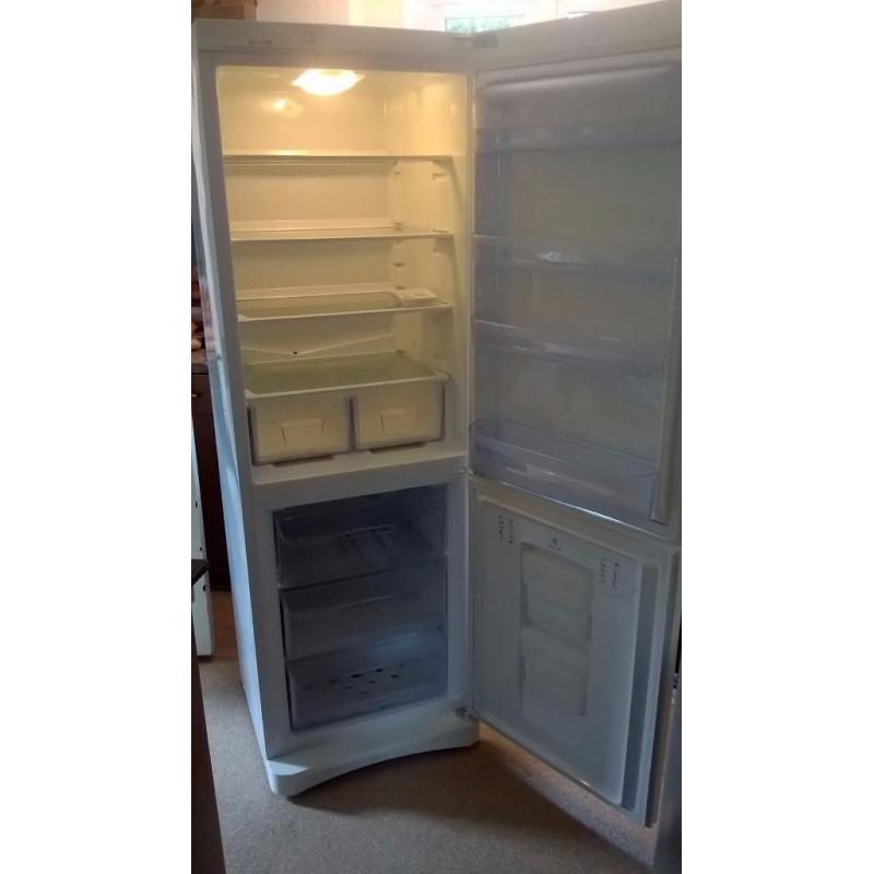 Indesit grafiti fridge freezer