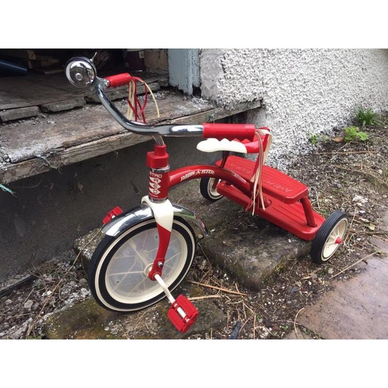 Classic red radio flyer trike - as new never used