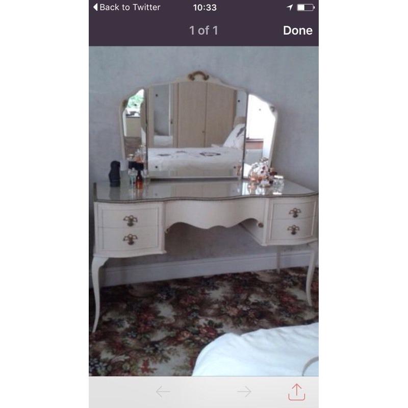 Vintage dressing table
