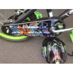 Ben 10 kids bike and helmet good condition