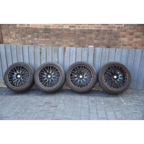 Vauxhall Astra Black alloys and tyres