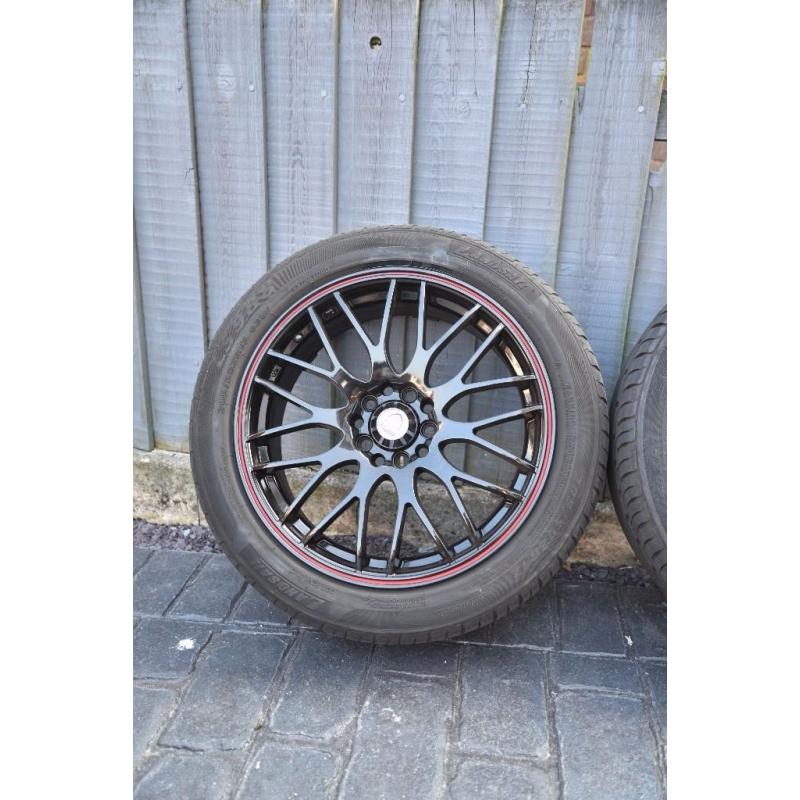 Vauxhall Astra Black alloys and tyres