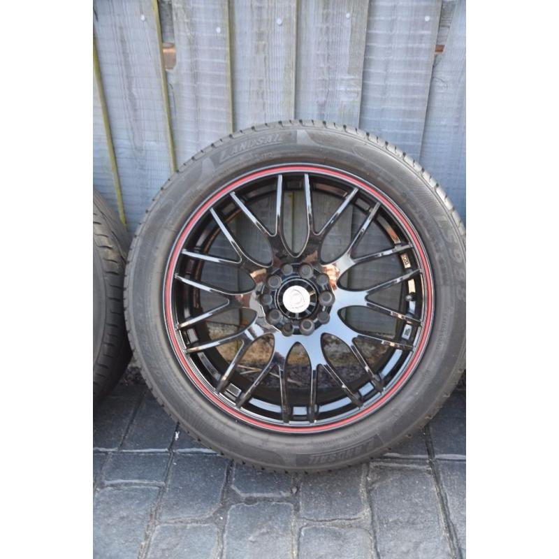 Vauxhall Astra Black alloys and tyres