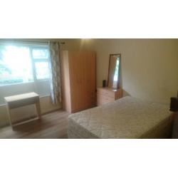 5min to Snenton Market/FM Arena, incl. all the bills&cleaner