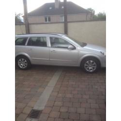 Vauxhall astra1800 " low miles "petrol estate. Automatic 55reg mk5