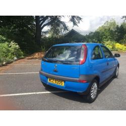 Corsa elegance mint condition mot to January 2017.. Electric Windows central locking and CD player