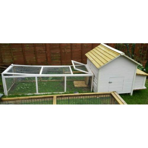Rabbit hutch