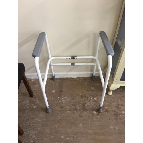 Metal folding walker in excellent condition