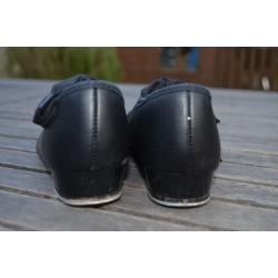 Childs Tap Shoes Size 10