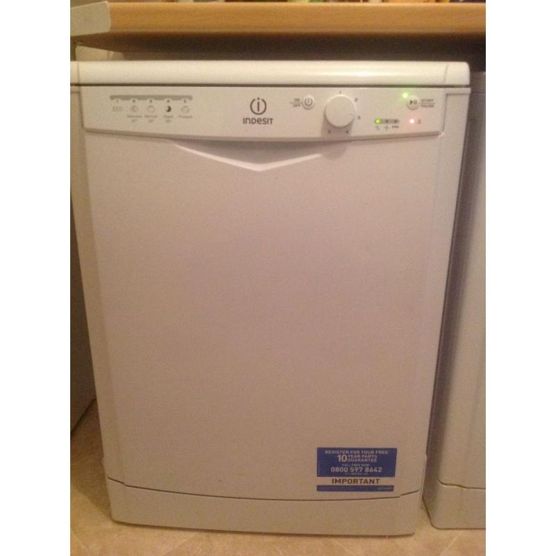Indesit Dishwasher- only 10 months old (pick up needed by 18/06/16)