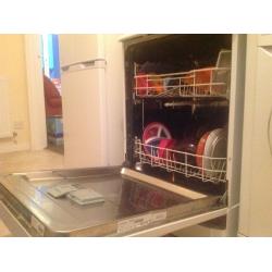 Indesit Dishwasher- only 10 months old (pick up needed by 18/06/16)