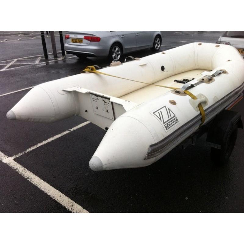 Zodiac rib boat mint