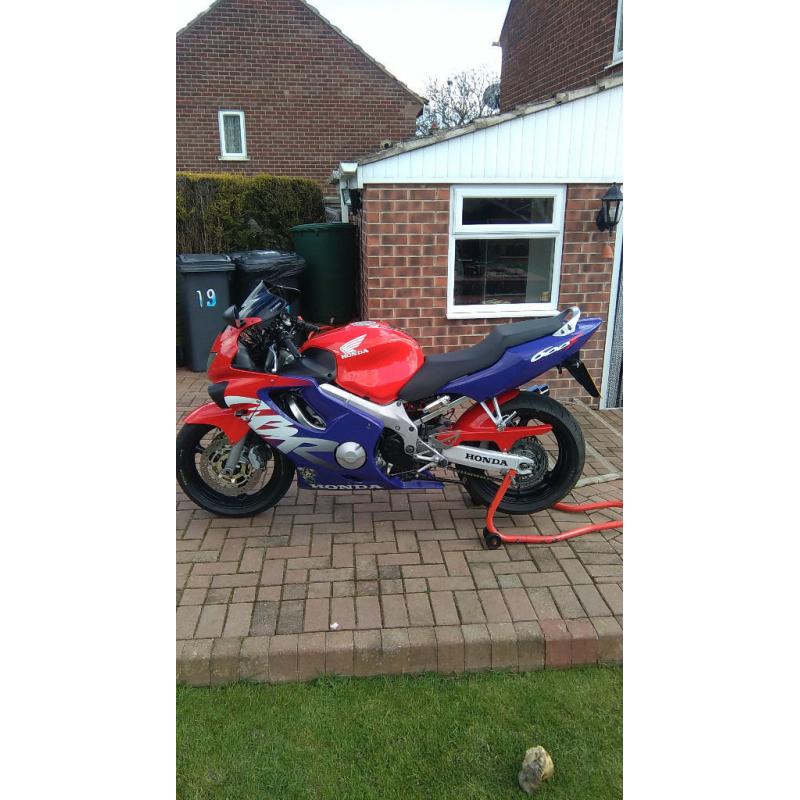 HONDA CBR 600 ULTIMA LIGHT .VGC