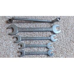 30 vintage spanners, good brands