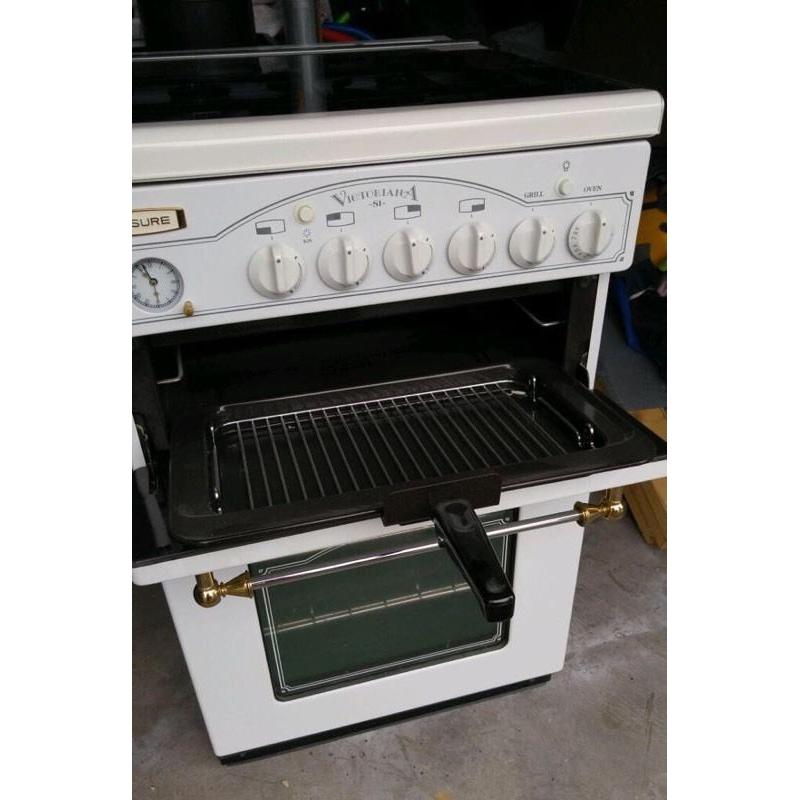 LEISURE VICTORIANA GAS COOKER PERFECT CONDITION