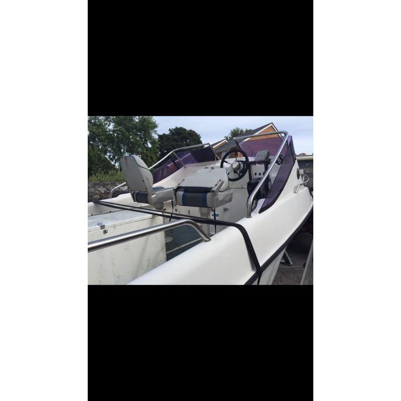 Marine HardGlass fishing boat (south Africa) great boat!! x2 johnson 40hp four stroke outboards