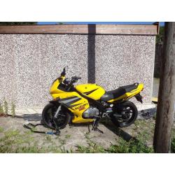 SUZUKI GS 500 FK4