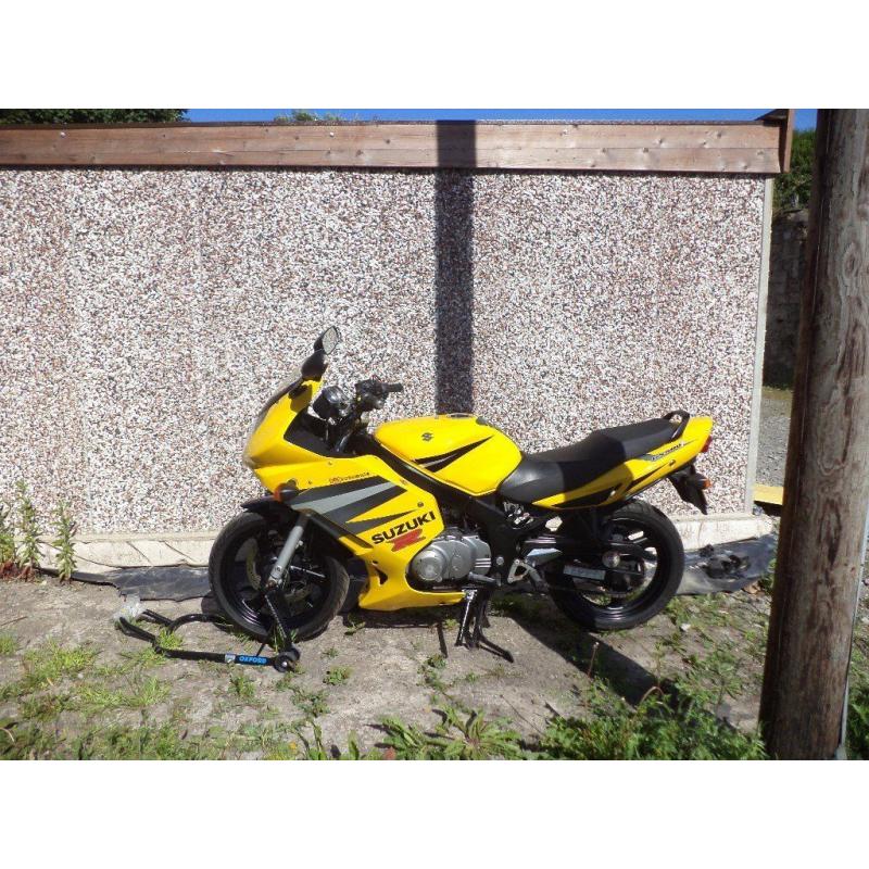 SUZUKI GS 500 FK4