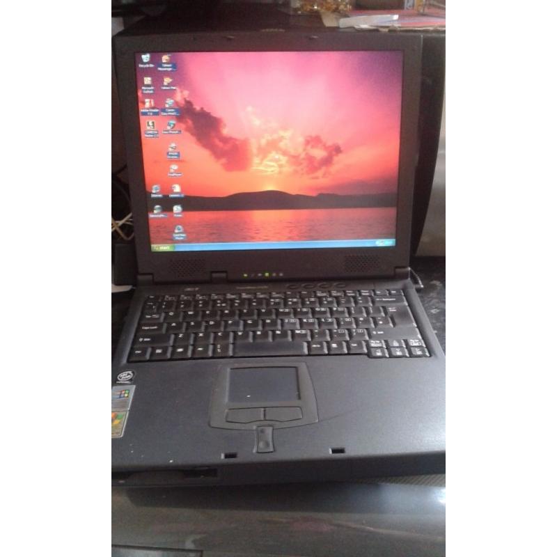 ACER TRAVEL MATE LAPTOP