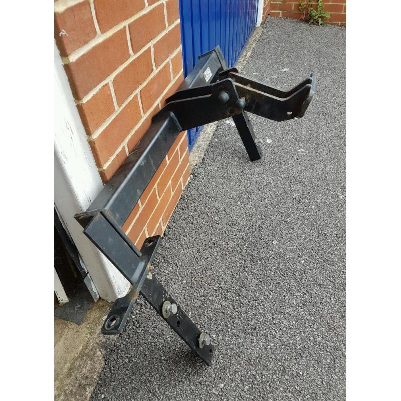 Tow bar for vauxhall insignia